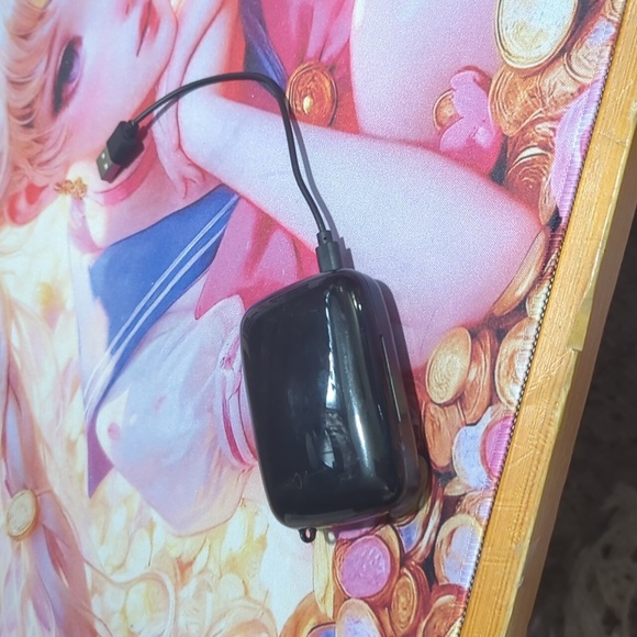 Title: M19 TWS Wireless Bluetooth Earbuds w/ LED Display Charging Case - Picture 12 of 13